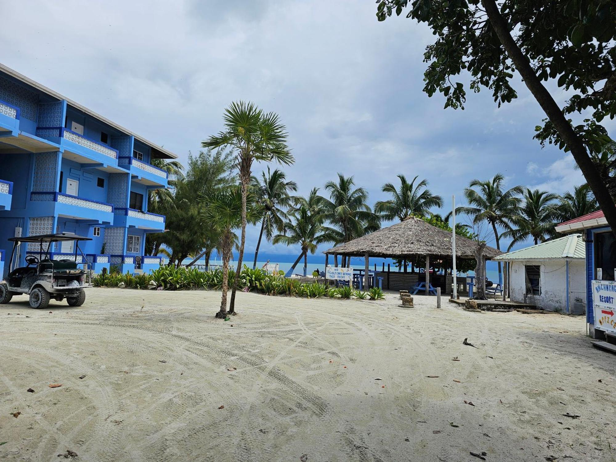 Anchorage Beach Resort Caye Caulker Eksteriør billede